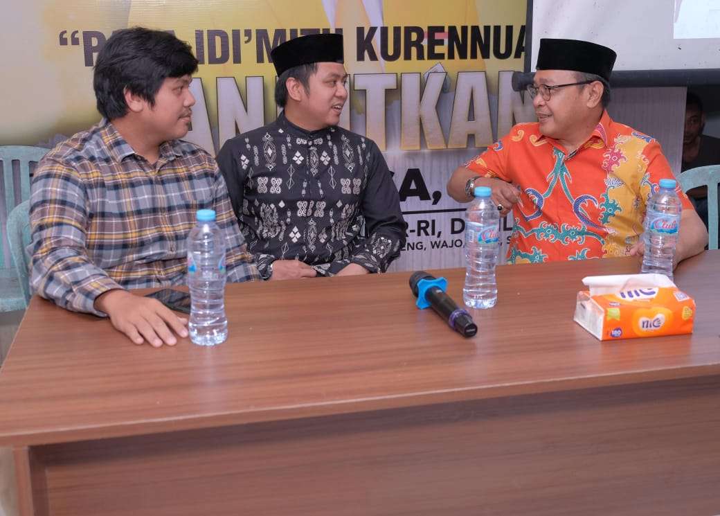 Supriansa Gandeng Caleg DPR Provinsi dan Kabupaten Saat berkampanye