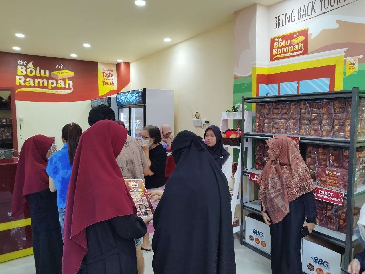 Makin Dekat dengan Pelanggan, The Bolu Rampah Kini Hadir di Veteran Selatan Makassar