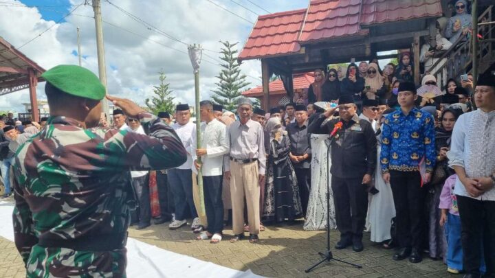Bupati Bone Jadi Irup Pemakaman Jenazah Almarhum Andi Sumardi Sulaiman Bupati Bone