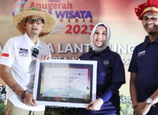 sandiaga uno makassar