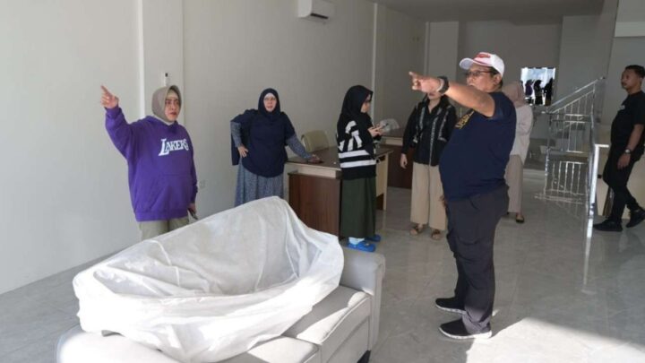 Maksimalkan Pengembangan Basket Makassar, Indira Yusuf Ismail Tinjau Kantor Baru Perbasi Kota Makassar indira yusuf ismail