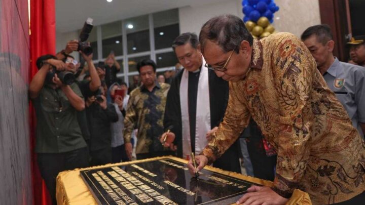wali kota danny pomanto