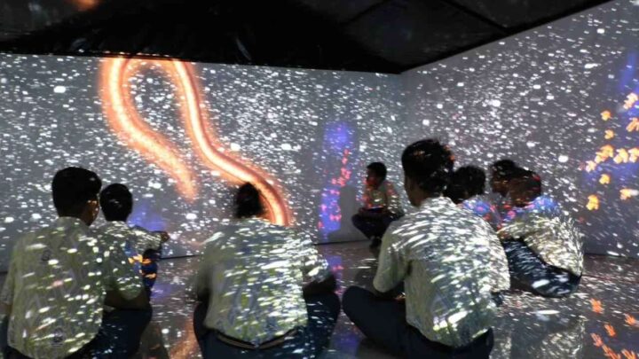 70 Ribu Orang Kunjungi Pameran Seni Digital Imersif Australia di Museum Kota Makassar pameran seni digital