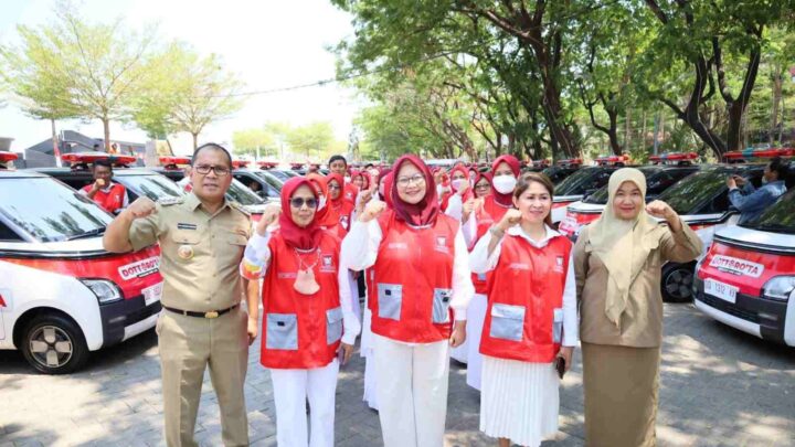 Wali Kota Makassar Kembangkan Program Home Care, Launching 47 Unit Mobil Dottorotta Low Carbon wali kota makassar
