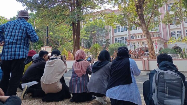 ilmu komunikasi uinam
