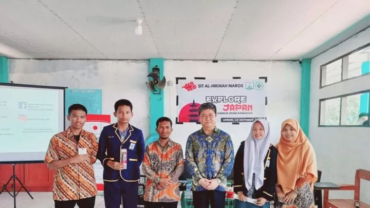 Implementasikan Visi Sekolah, SMPIT Al-Hikmah Hadirkan Konsuler Jepang smpit al hikmah