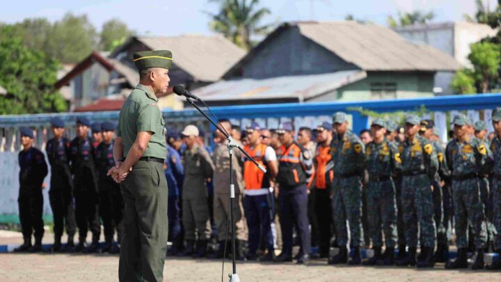 Hijaukan Kampung Nelayan Untia, Kodim 1408/Makassar Tanam Pohon kampung nelayan untia