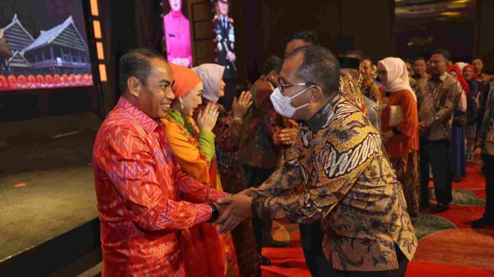 Wali Kota Makassar Hadiri Malam Kenal-Pamit Kapolda Sulsel wali kota makassar