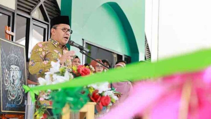 Wali Kota Makassar Bakal Tambah Dana Hibah untuk Masjid Al Markaz wali kota makassar