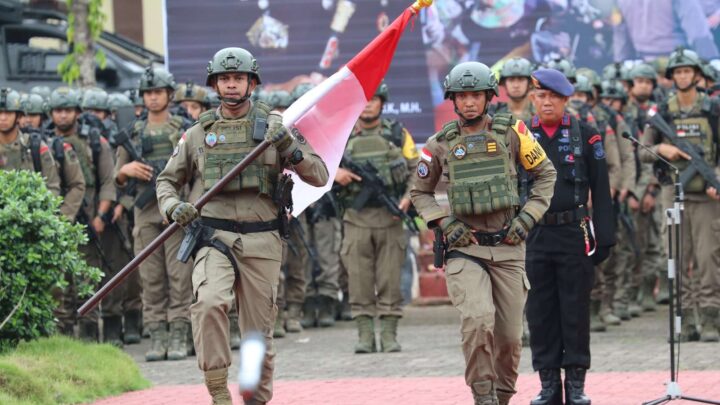 Polda Sulsel Gelar Upacara kenaikan Pangkat 1,551 Personel dan Penyambutan Brimob BKO Papua polda sulsel