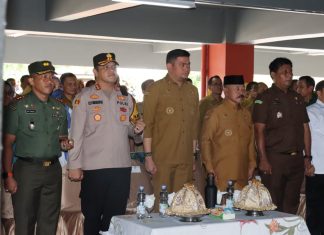 bupati adnan purichta