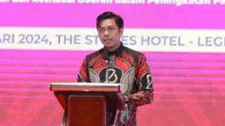Optimalkan Peningkatan PAD, PJ Sekda Firman Pagarra Buka Resmi Rakorsus Pendapatan Daerah Kota Makassar firman pagarra