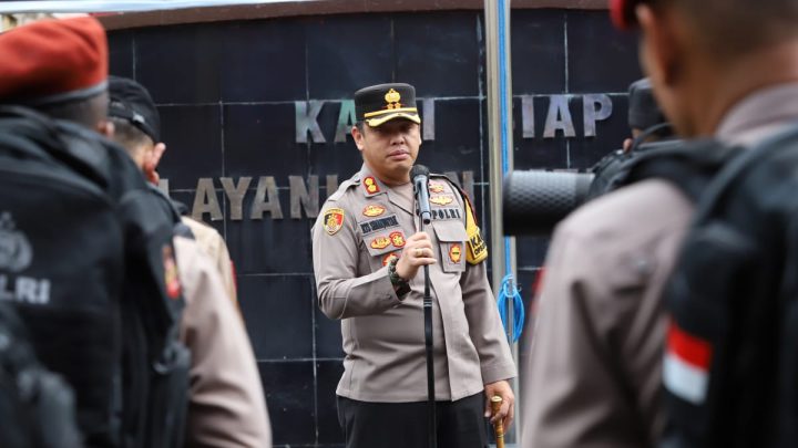 Kapolres Gowa Pimpin Apel Penerimaan BKO Polda Sulsel untuk Pengamanan TPS Pemilu 2024 kapolres gowa