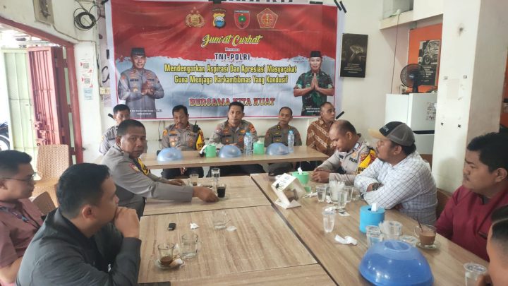 Polda Sulsel Gelar Jumat Curhat Bersama Warga di Warkop Pacarita Makassar polda sulsel