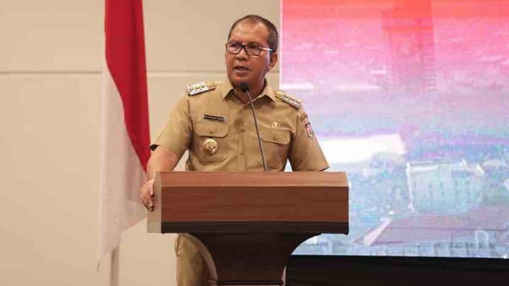 Makassar Kembali Raih Penghargaan Adipura, Danny Pomanto: Mari Kita Jaga Kebersihan Kota Kita makassar penghargaan adipura