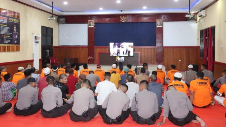 Tahanan Polres Gowa Ikuti Shalat Tarawih di Bulan Suci Ramadhan 1445 H tahanan polres gowa