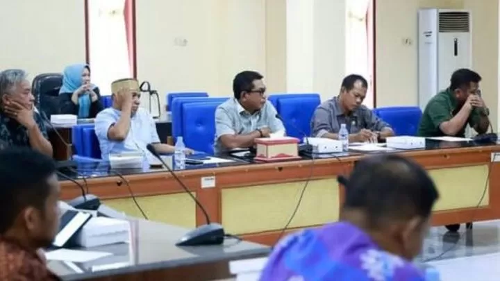 Pimpinan DPRD Pangkep Terima Audiens Asosiasi Pedagang Pasar Pangkajene pimpinan dprd pangkep