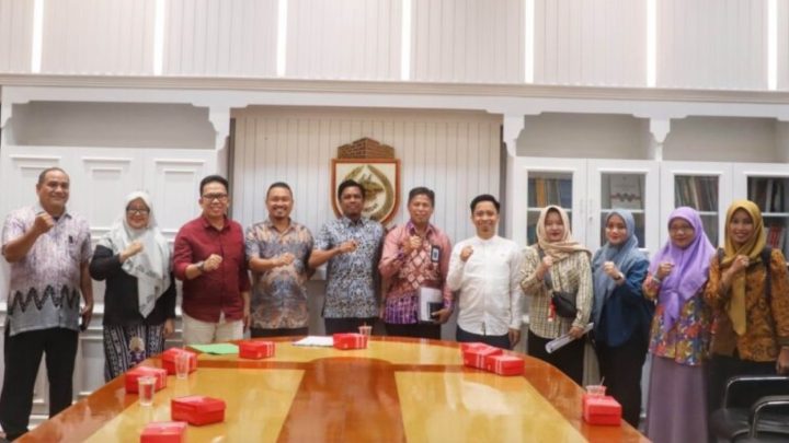 PJ Sekda Firman Pagarra Dukung Rencana Pembangunan Rusun Mahasiswa Poltek Makassar Kemenkes RI firman pagarra