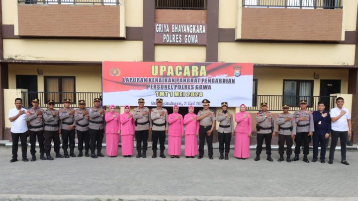 Wakapolres Gowa Pimpin Upacara Korps Raport Kenaikan Pangkat Perwira Pengabdian wakapolres gowa