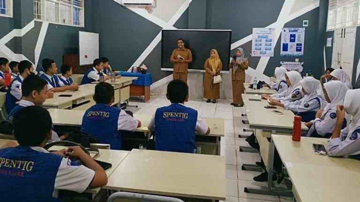 Goes To School, Diskominfo Makassar Sosialisasi Literasi Keamanan Siber diskominfo makassar