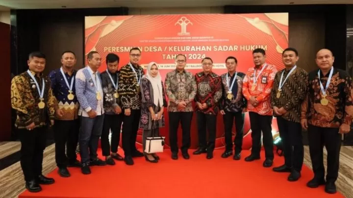 Menkumham Yasonna Laoly Resmikan 12 Kelurahan di Makassar Jadi Desa/Kelurahan Sadar Hukum