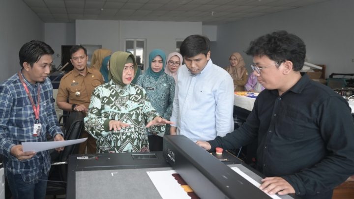 Ketua TP PKK Makassar Pacu Peningkatan Kualitas UMKM Binaan Lewat Pelatihan Intensif tp pkk makassar