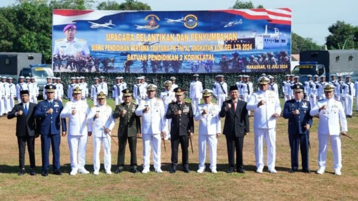PJ Sekda Makassar Firman Pagarra Hadiri Upacara Pelantikan Diktama TNI AL pj sekda makassar