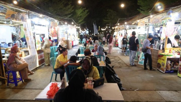 Menikmati Wisata Kuliner di Zona 5 F8 Makassar, Surga Bagi Pecinta Makanan wisata kuliner makassar