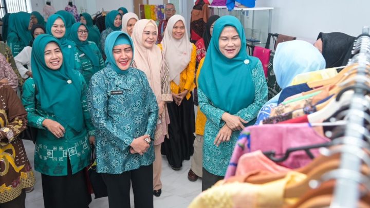 Indira Yusuf Ismail Sambut Hangat Kunjungan SMEP TP PKK Sulsel indira yusuf ismail