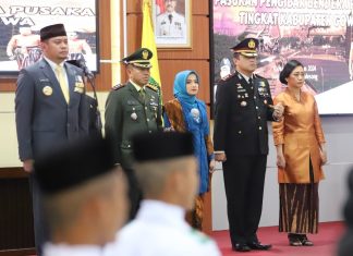 bupati adnan purichta