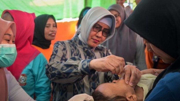 Ketua TP PKK Makassar Tinjau Pelayanan Posyandu dan Produk UMKM di Kelurahan Bitowa pkk makassar