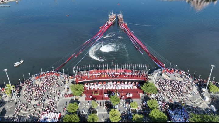 bendera merah putih makassar