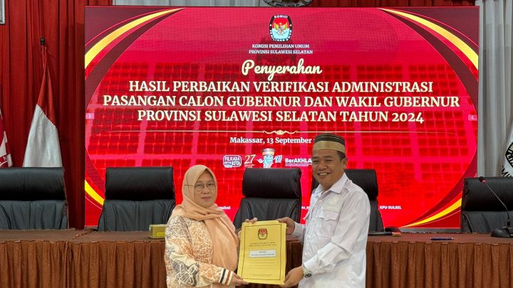 KPU Sulsel Serahkan Hasil Vermin Perbaikan Bapaslon Gubernur dan Wakil Gubernur KPU Sulsel