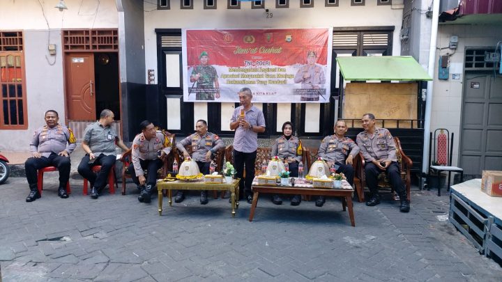 Digelar di Lorong Warga, Jumat Curhat Polres Pelabuhan Makassar Berlangsung Ramai polres pelabuhan makassar