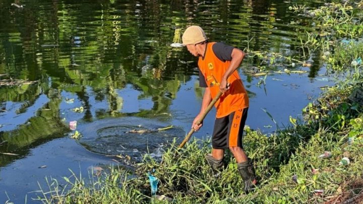 Pjs Wali Kota Makassar Arwin Azis Pimpin Normalisasi Kanal di Manggala dan Bontoala pjs wali kota makassar