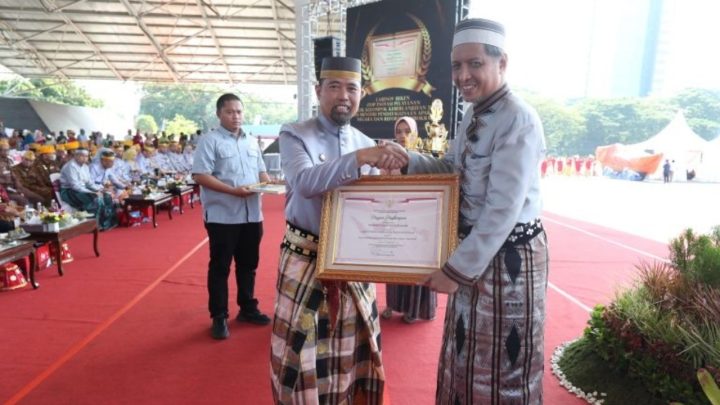 Perayaan HUT Kota Makassar Ke-417 Bertabur Penghargaan hut kota makassar