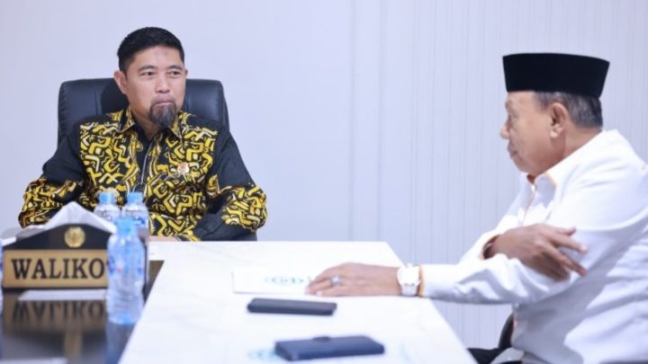 Bertemu DMI Makassar, Pjs Arwin Azis Harap Masjid-Masjid Bebas Biaya Parkir dan Terapkan Azan Serentak dmi makassar