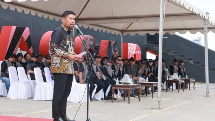 Pjs Wali Kota Arwin Azis Tekankan Profesionalisme dan Integritas kepada 1.877 Pengawas TPS se-Makassar pjs wali kota makassar