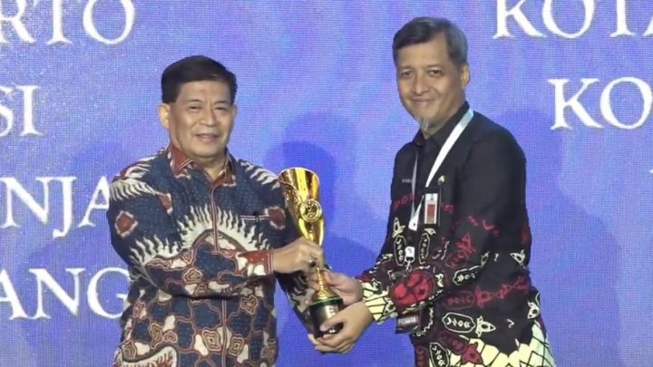 Makassar Raih Penghargaan Kota Terinovatif di Ajang IGA 2024 penghargaan makassar