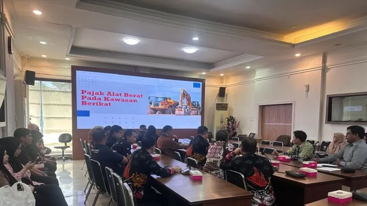 Bapenda Sulsel dan Huadi Group Berhasil Bahas Soal Pajak Alat Berat huadi group
