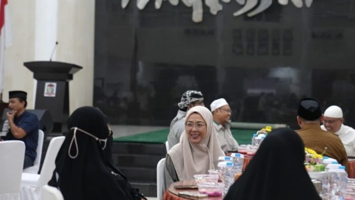 Melinda Aksa Hadiri Buka Puasa Bersama Pemkot Makassar, Pererat Sinergi Forkopimda dan Ormas Keagamaan melinda aksa