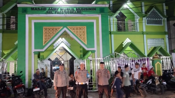 Polres Gowa Ciptakan Suasana Aman, Amankan Masjid Saat Tarawih dan Atur Lalu Lintas polres gowa