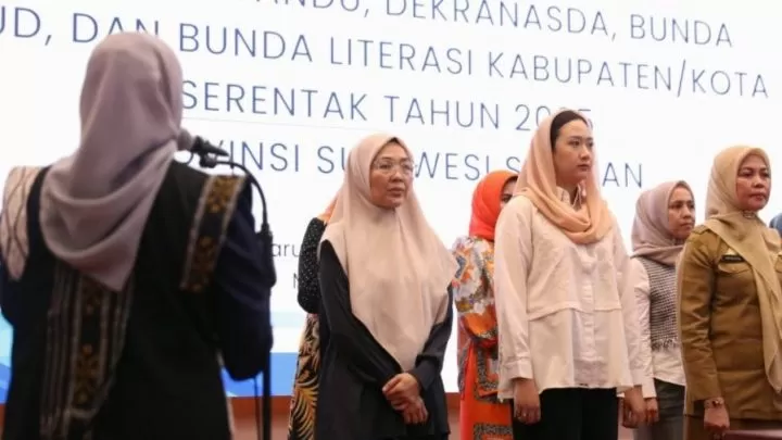 Melinda Aksa Ikuti Gladi Pelantikan Serentak Bersama 21 Ketua TP PKK Se-Sulsel melinda aksa