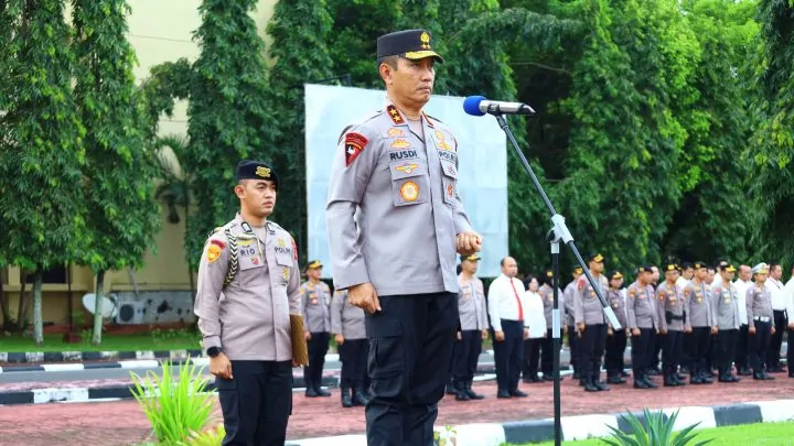 Usai Pimpin Apel Pagi, Kapolda Sulsel Gelar Halal Bihalal Bersama Pejabat Utama dan Personel kapolda sulsel