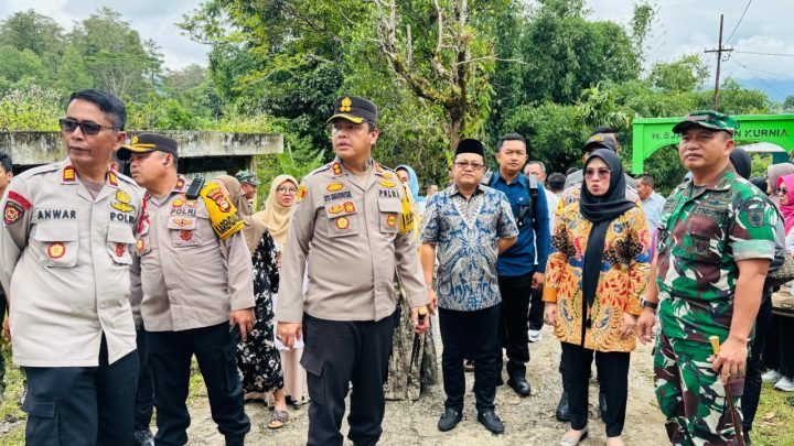 Kapolres Gowa Bersama Forkopimda Sambut Kedatangan Menhan RI di Malino kapolres gowa