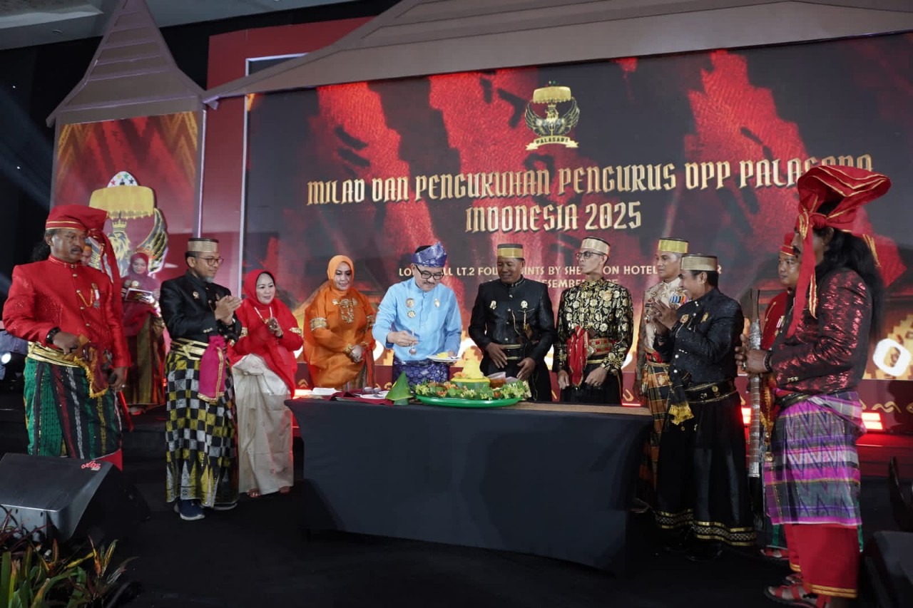 Hadiri Milad I dan Pelantikan PALASARA Indonesia, Sekda Sulsel Tekankan Integritas dan Pengabdian Budaya