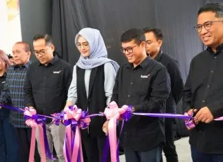 3Store Makassar Hadir Lebih Segar di Lokasi Baru, Kini Berdampingan dengan Gerai IM3 3store makassar