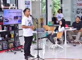 New Veloz Hybrid EV Diluncurkan di Sidrap, Bupati: Daya Beli Masyarakat Terus Meningkat kalla toyota