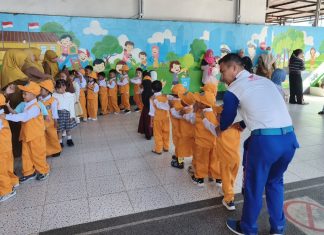 Asmo Sulsel Tanamkan Budaya #Cari_Aman Sejak Dini Lewat Edukasi Safety Riding di TK Kemala Bhayangkari Gowa #Cari_Aman