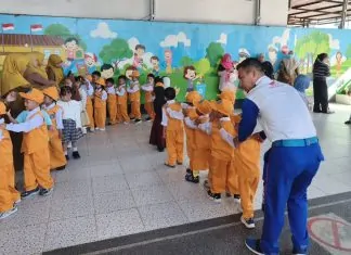 Asmo Sulsel Tanamkan Budaya #Cari_Aman Sejak Dini Lewat Edukasi Safety Riding di TK Kemala Bhayangkari Gowa #Cari_Aman
